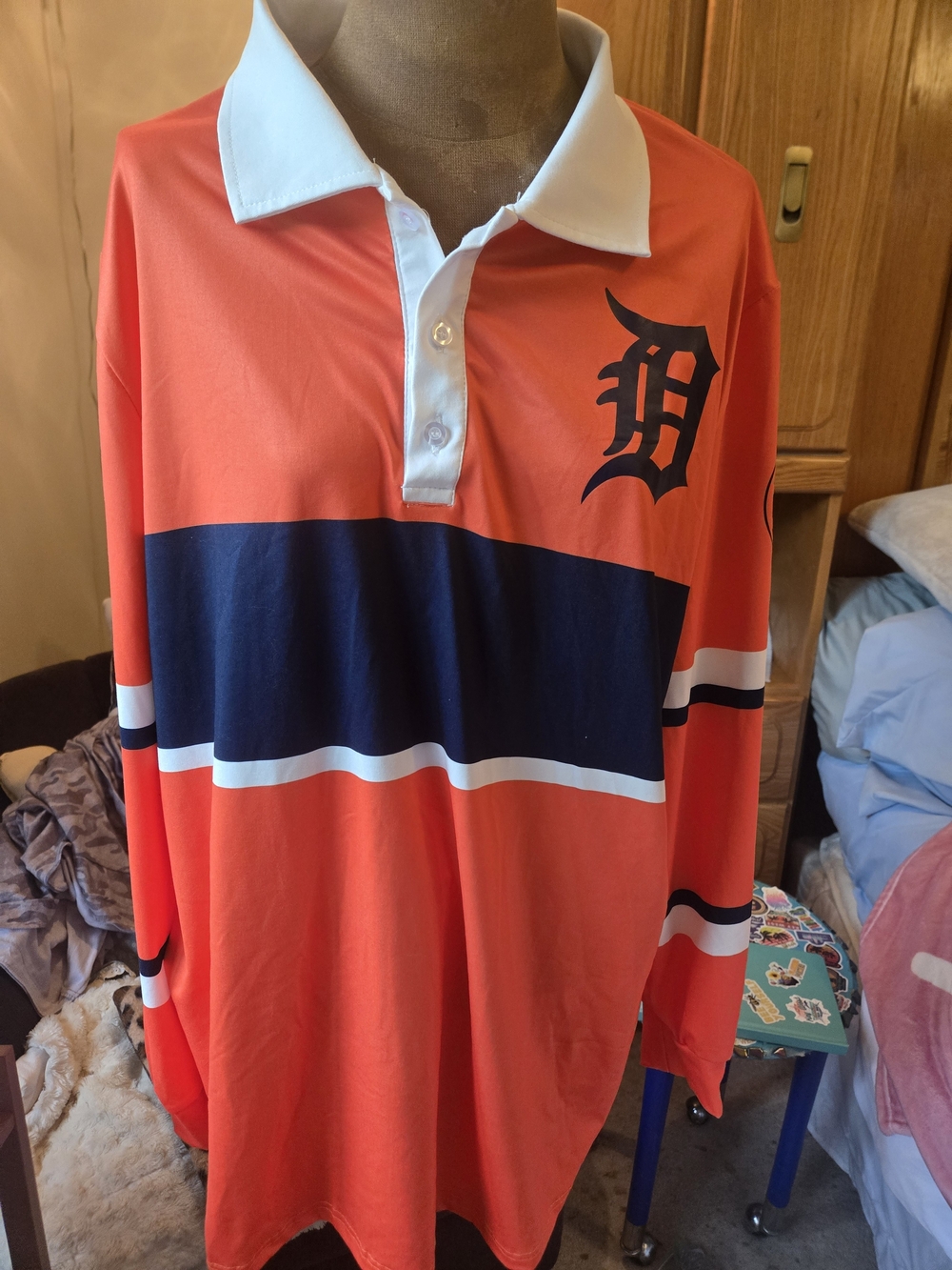 NWOT Detroit Tigers Mens XL Orange Rugby Shirt